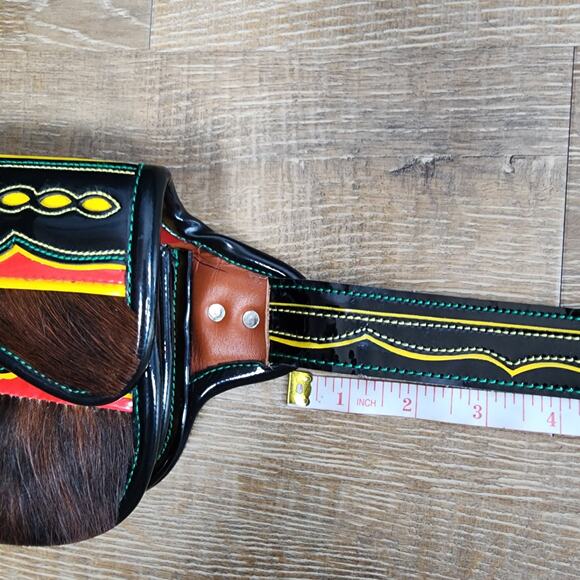 Julian Agudelo Carrieles Columbian Genuine Leather and Fur Crossbody / Satchel - Picture 14 of 15